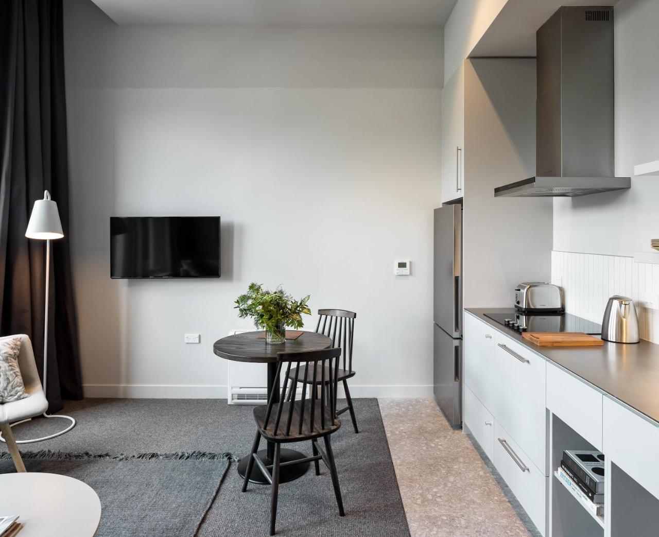 מלון דנידין The Chamberson מראה חיצוני תמונה A typical apartment at the hotel